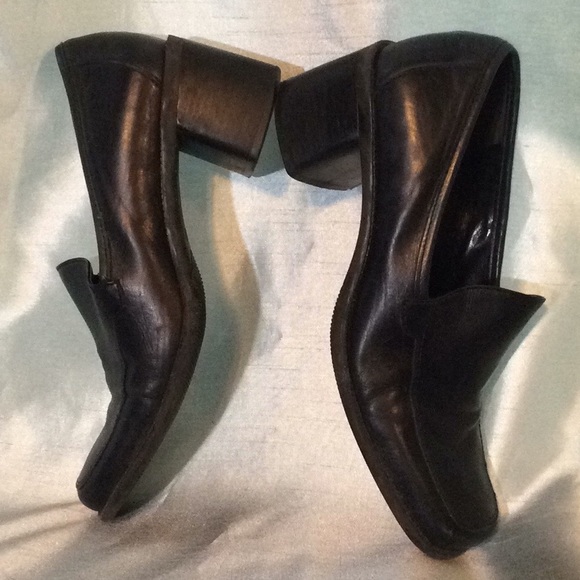 Black Enzo Angiolini shoes, gently used, 7 1/2 M - Picture 4 of 8